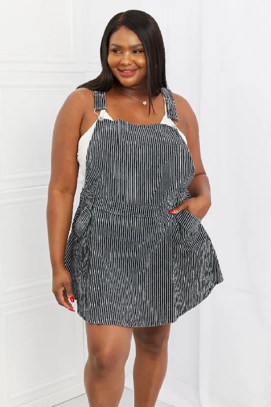 Dress in Black Women's mini dresses